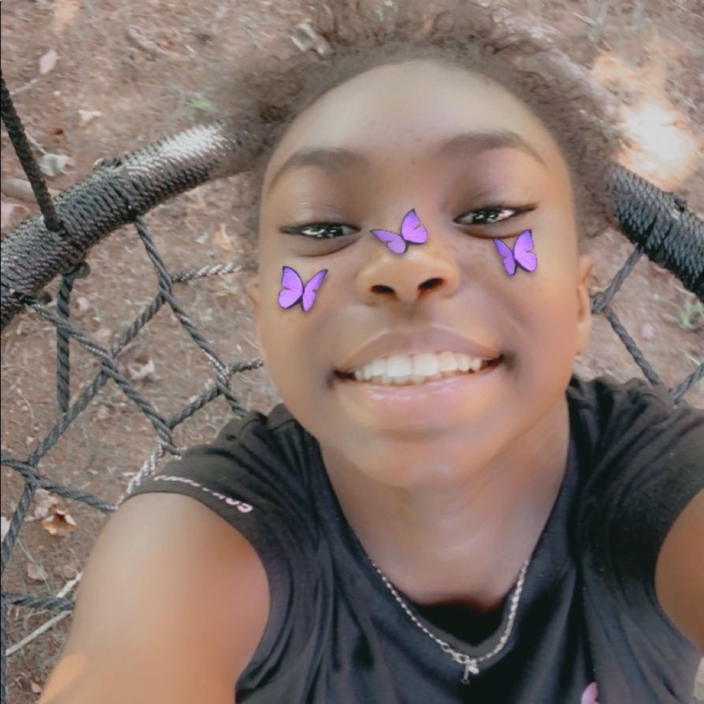 Meet your Posher, Cassie